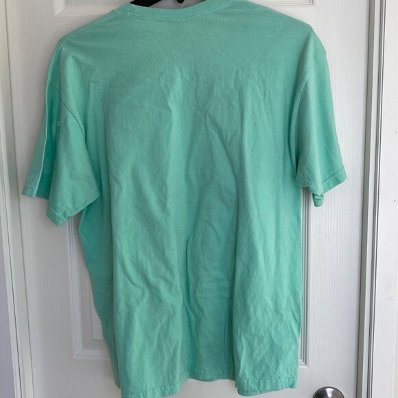 Keeping My Distance From The Rest Of The World Island Jay Mint Green Graphic T-S - Picture 6 of 8